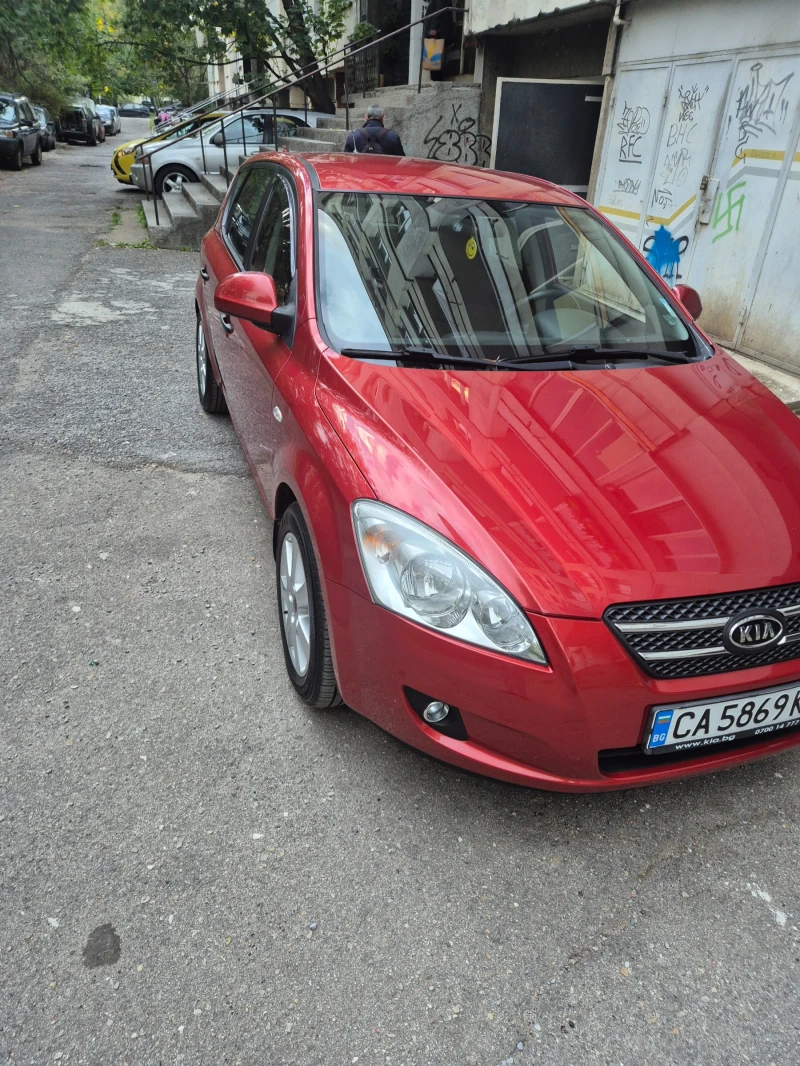 Kia Ceed, снимка 3 - Автомобили и джипове - 47471400