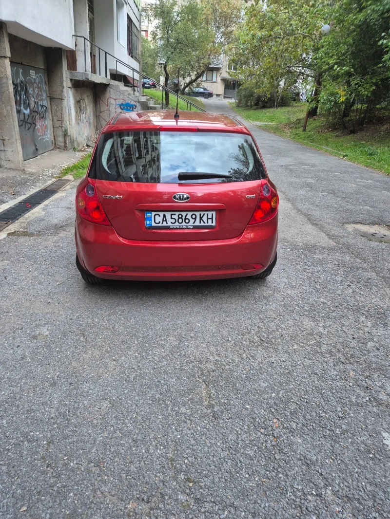 Kia Ceed, снимка 4 - Автомобили и джипове - 47471400