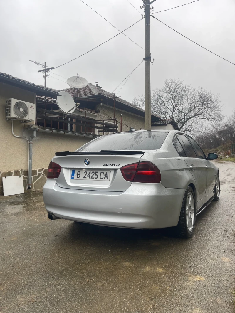 BMW 320, снимка 3 - Автомобили и джипове - 48264732