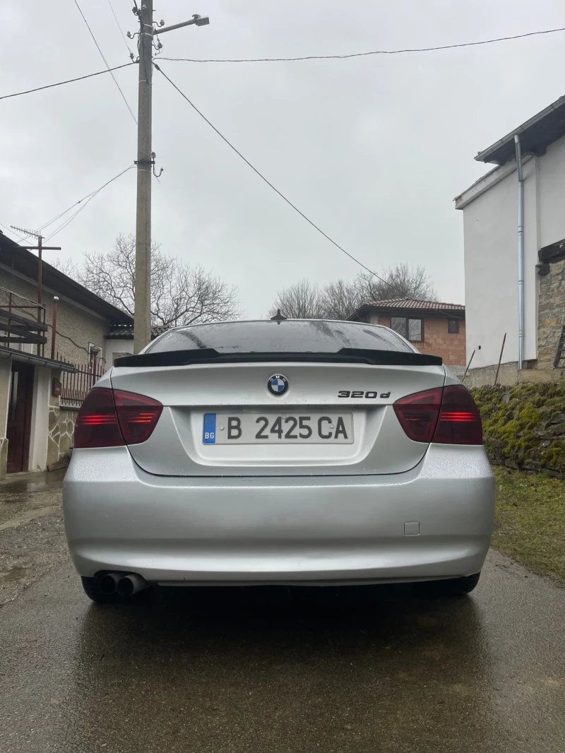 BMW 320, снимка 5 - Автомобили и джипове - 48264732