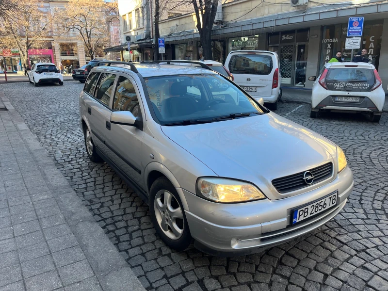 Opel Astra, снимка 1 - Автомобили и джипове - 48745962