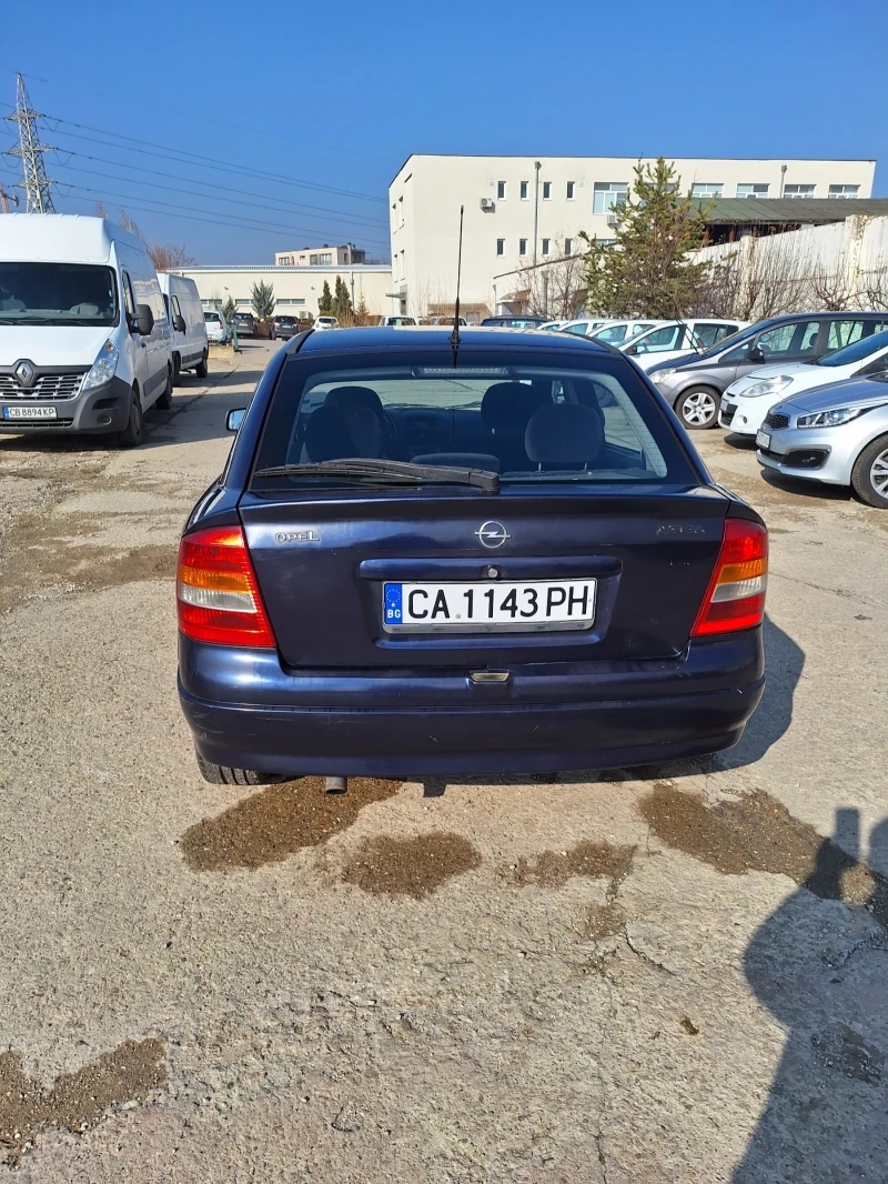 Opel Astra, снимка 2 - Автомобили и джипове - 48909329