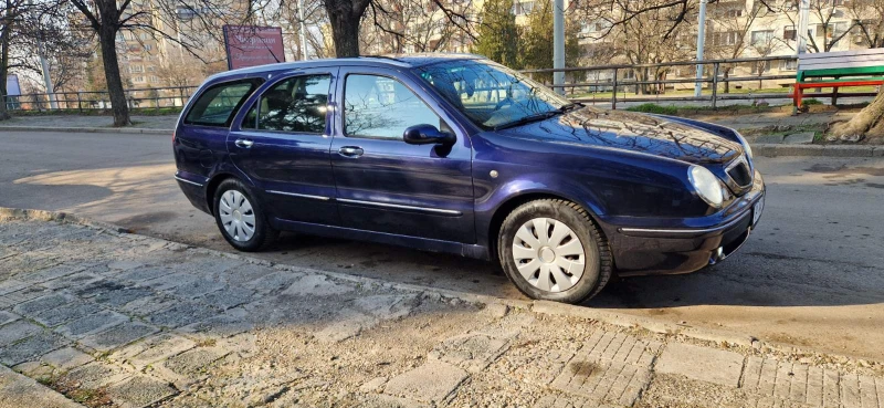 Lancia Lybra, снимка 1 - Автомобили и джипове - 48926020