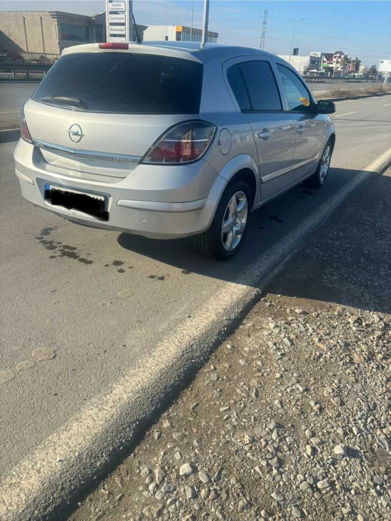 Opel Astra, снимка 4 - Автомобили и джипове - 49498002