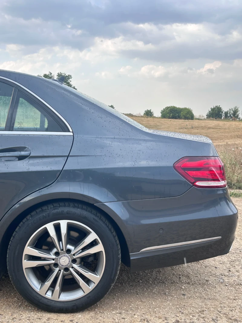 Mercedes-Benz E 200 Avantgarde, снимка 14 - Автомобили и джипове - 51147176