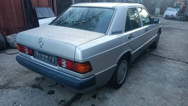 Mercedes-Benz 190 2.0 бензин , снимка 5 - Автомобили и джипове - 53134365