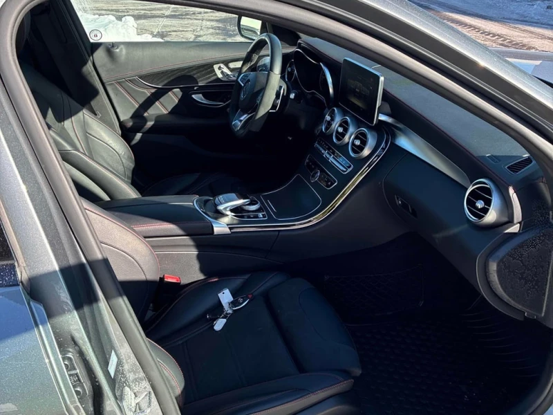 Mercedes-Benz C 43 AMG * CARFAX * 360 КАМЕРИ* ПАНОРАМА* , снимка 15 - Автомобили и джипове - 53289564