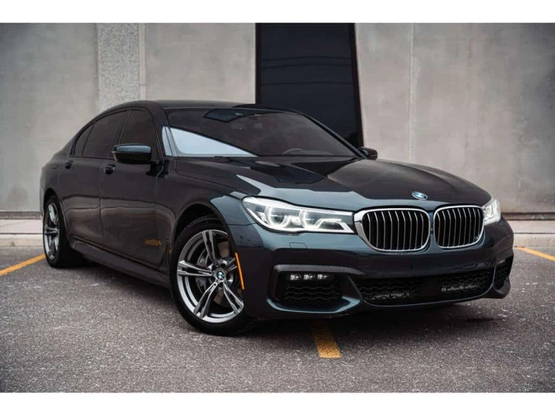 BMW 750 * 750Li| BOWERS & WILKINS| MASSAGE| CARPLAY * CARF