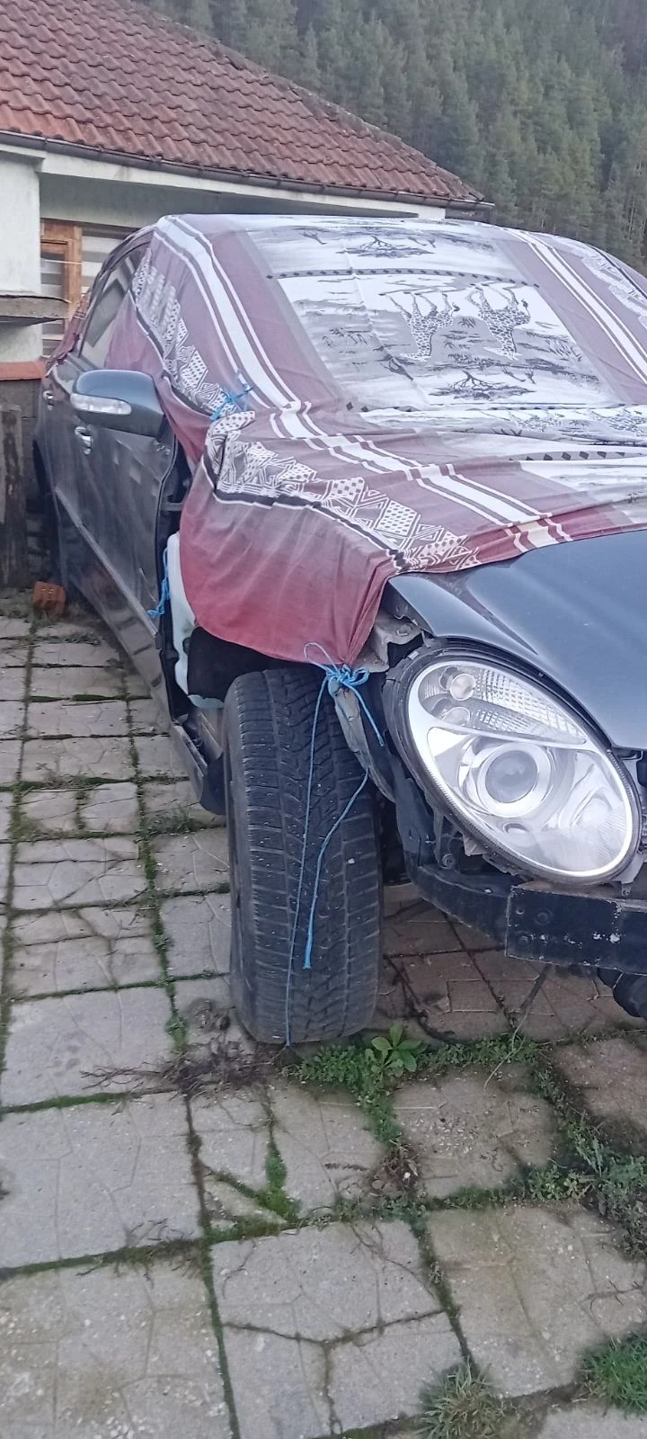 Mercedes-Benz E 220, снимка 7 - Автомобили и джипове - 53914396