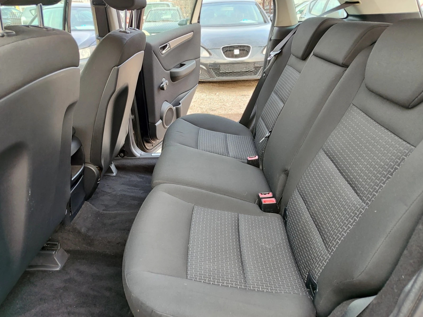 Mercedes-Benz B 180 1.7i | Mobile.bg — изображение 11