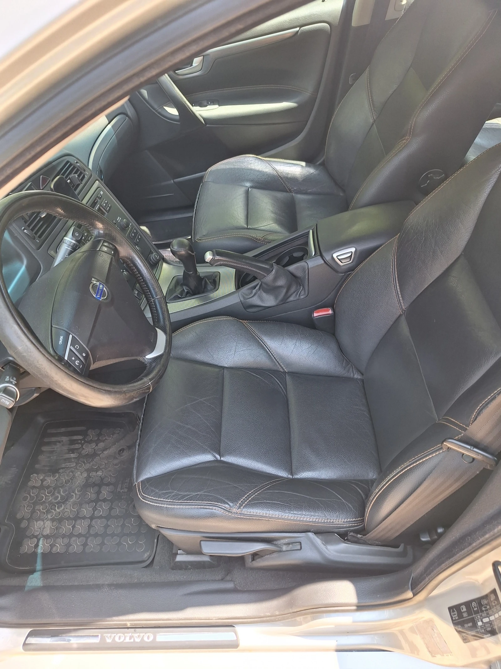 Volvo S60  - изображение 9