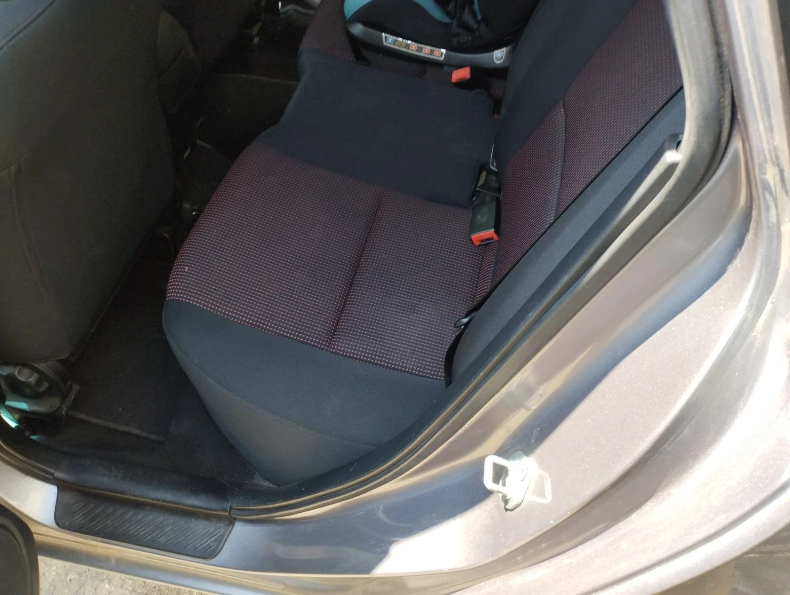 Mazda 3  - изображение 8