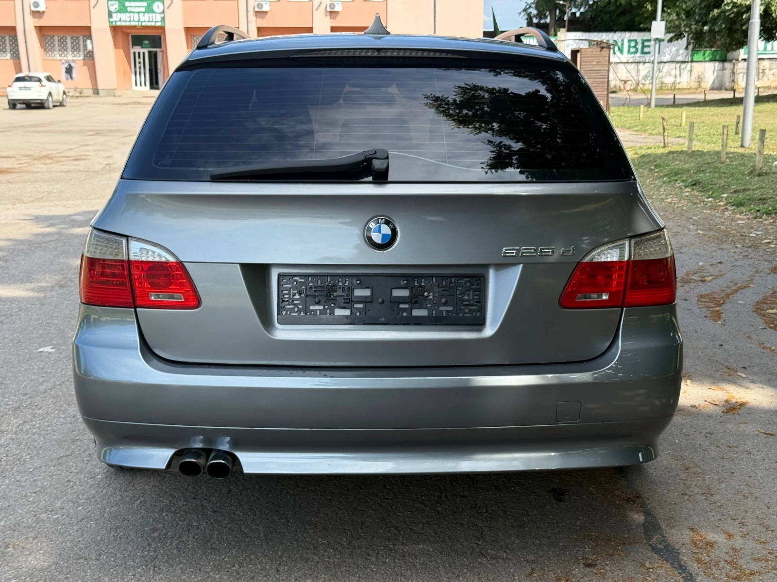 BMW 525 3.0D-197kc face, снимка 5 - Автомобили и джипове - 55190380