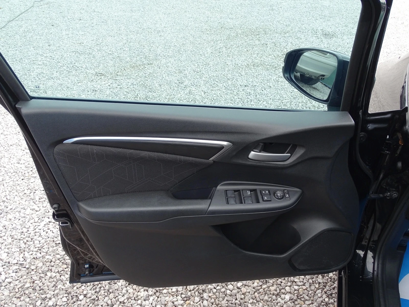 Honda Jazz 1.5i 132.     | Mobile.bg   6