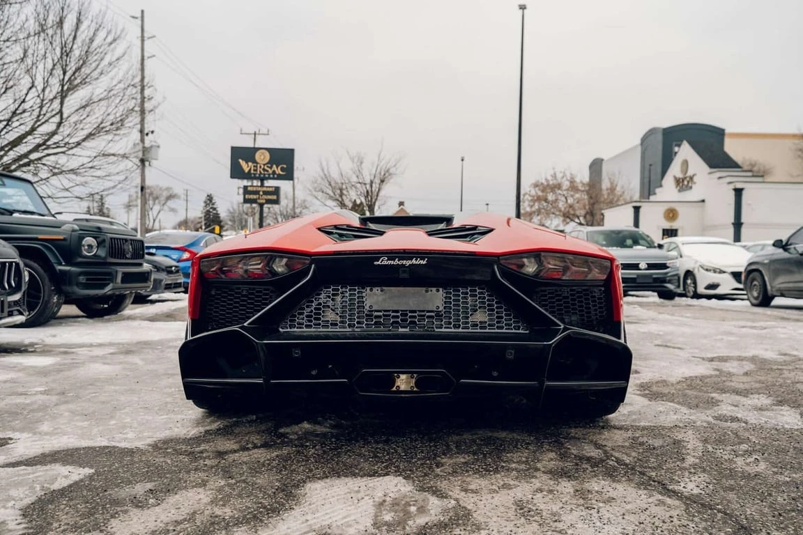 Lamborghini Aventador * CARFAX * ЦЕНА ДО БГ - изображение 10