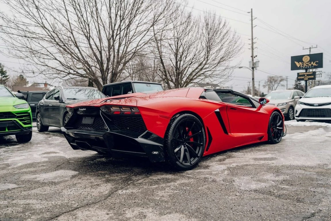 Lamborghini Aventador * CARFAX * ЦЕНА ДО БГ - изображение 8