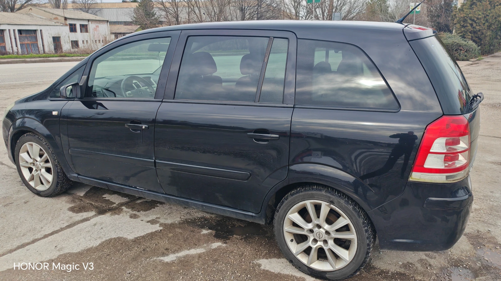 Opel Zafira B - изображение 3