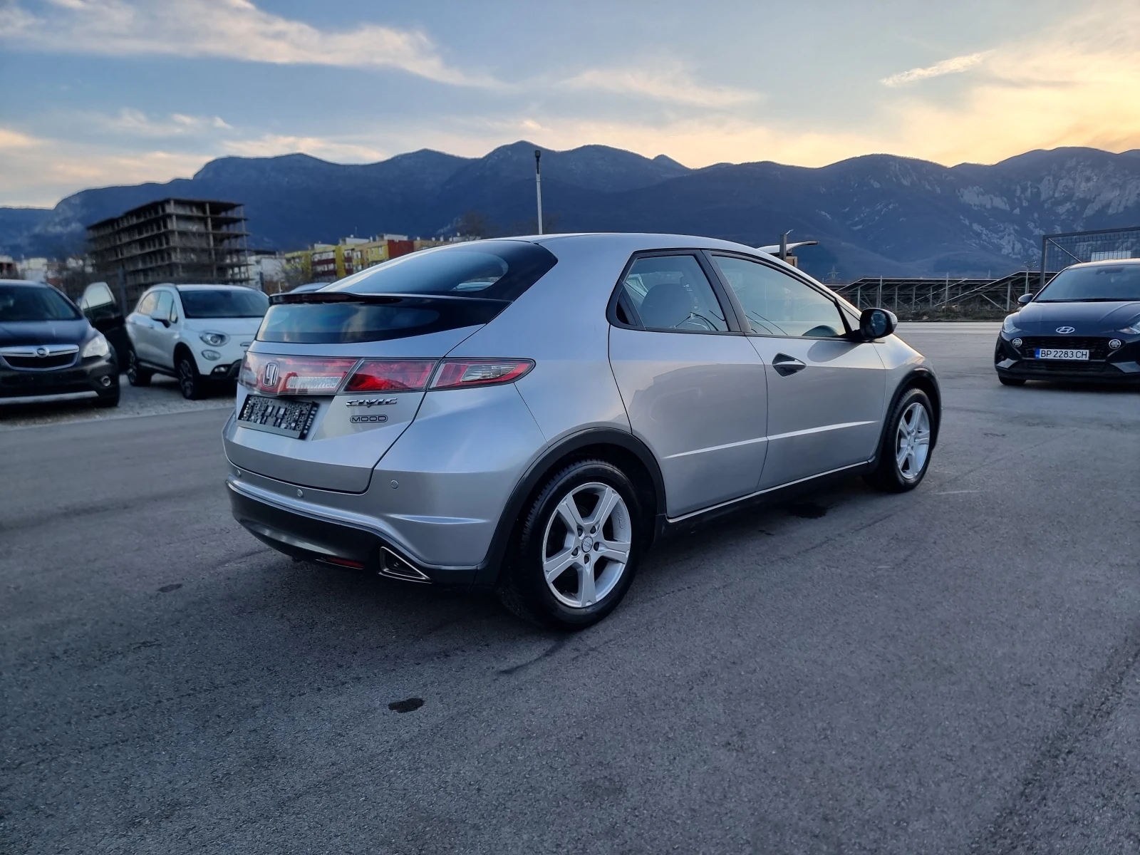 Honda Civic 1.8I FACE - изображение 7