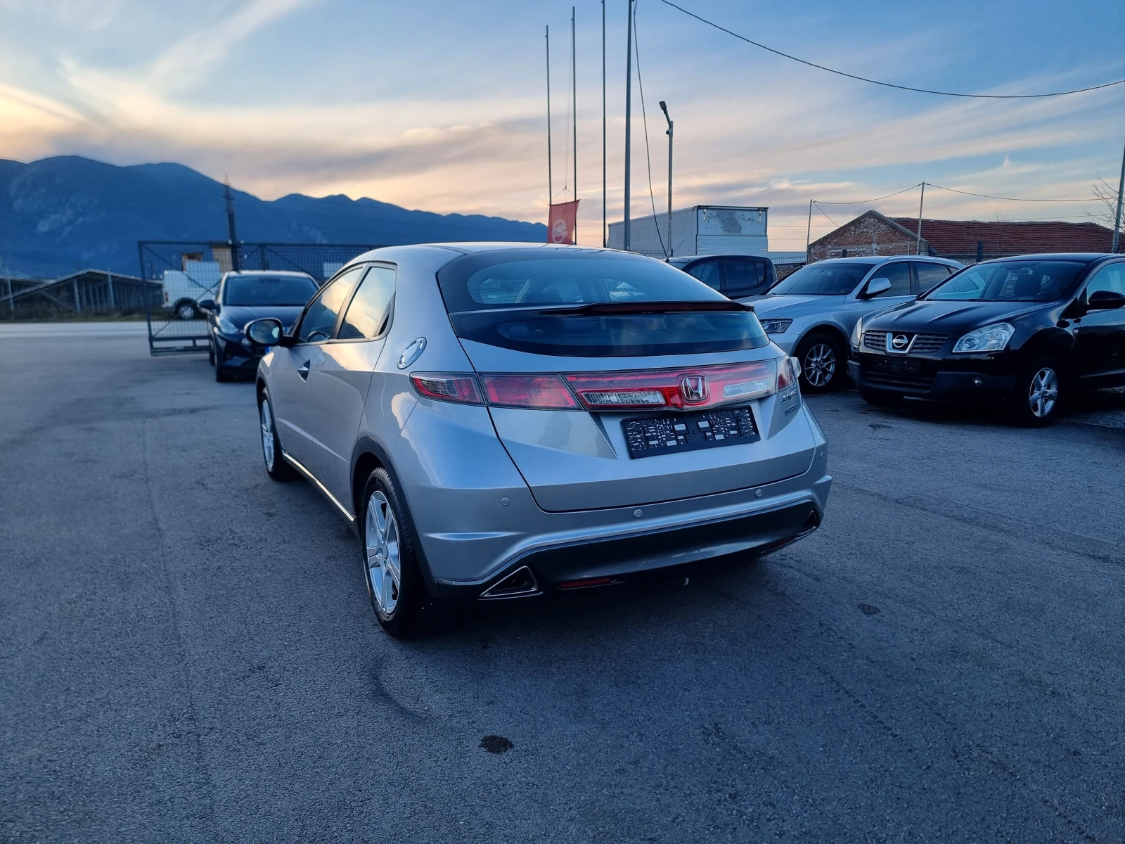 Honda Civic 1.8I FACE - изображение 5