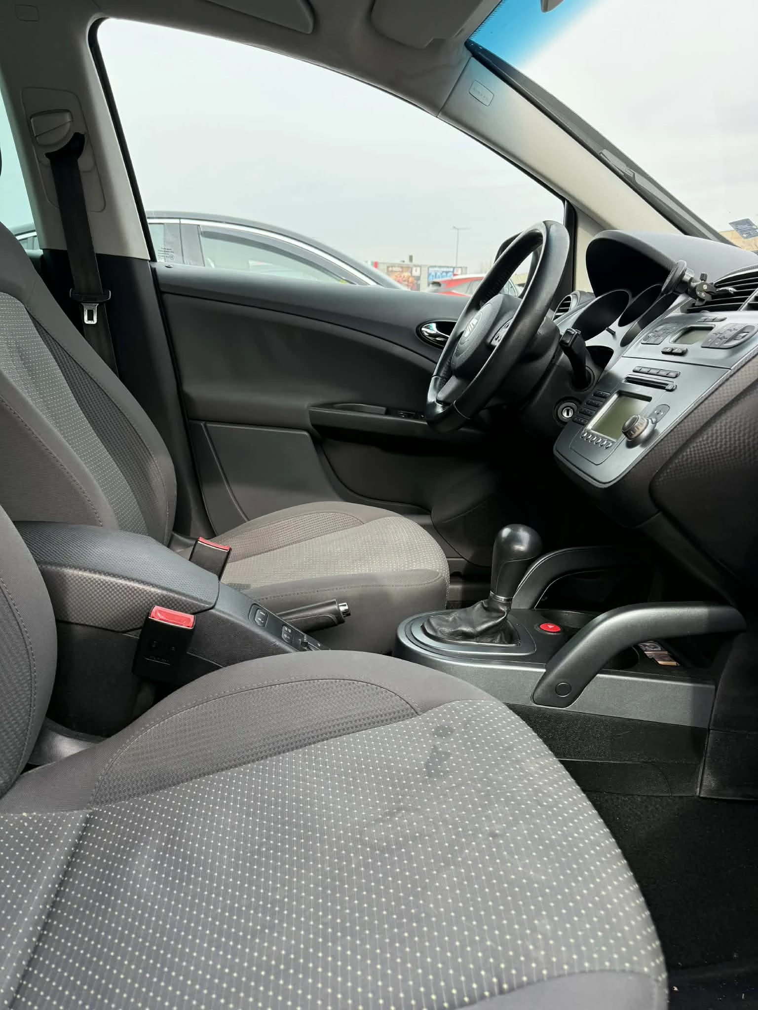 Seat Altea XL 1.9 TDI, снимка 9 - Автомобили и джипове - 53692758