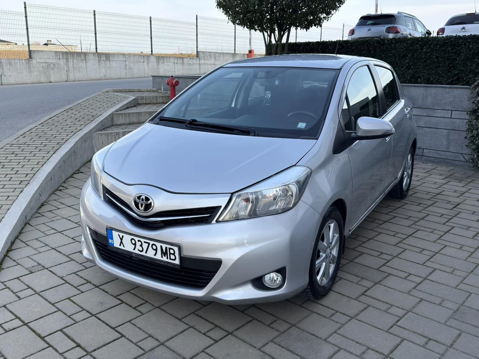 Toyota Yaris 1.4 90cc NAVI | Mobile.bg � ����������� 2