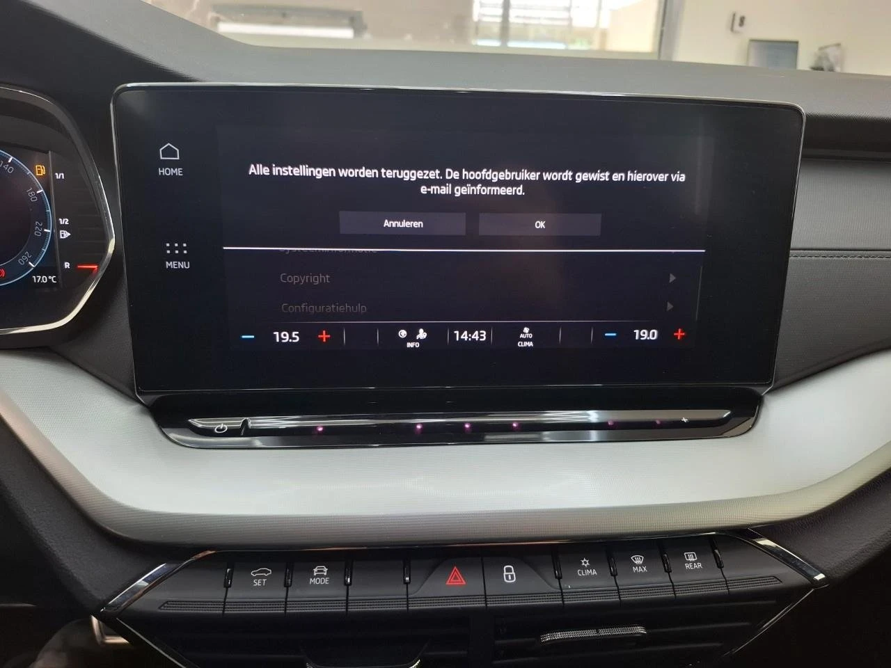 Skoda Octavia Sport Business, снимка 9 - Автомобили и джипове - 53971258