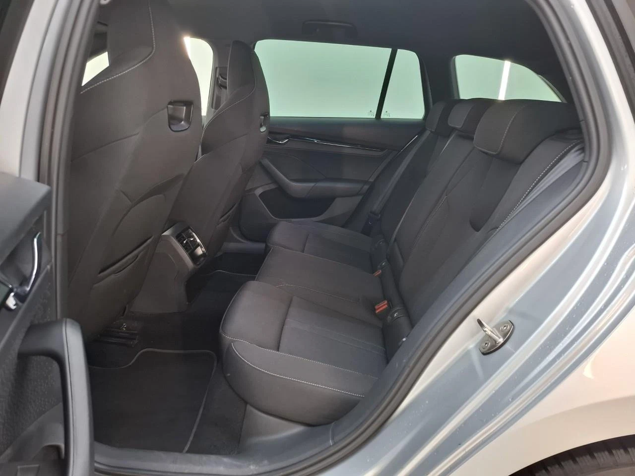 Skoda Octavia Sport Business, снимка 7 - Автомобили и джипове - 53971258