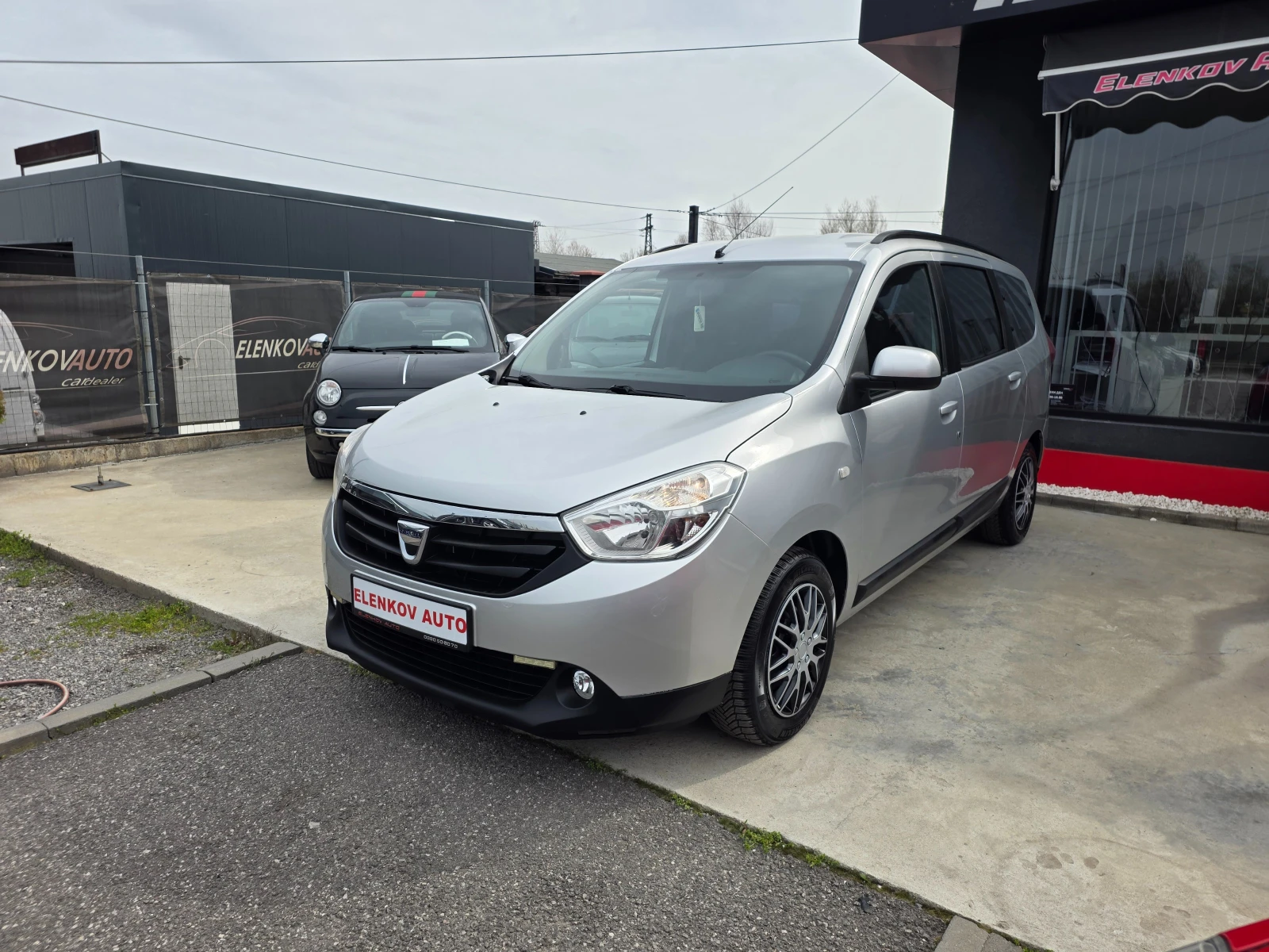 Dacia Lodgy 1.6i-82к.с EURO 5b-7места-КЛИМАТИК-ШВЕЙЦАРИЯ, снимка 3 - Автомобили и джипове - 54208251