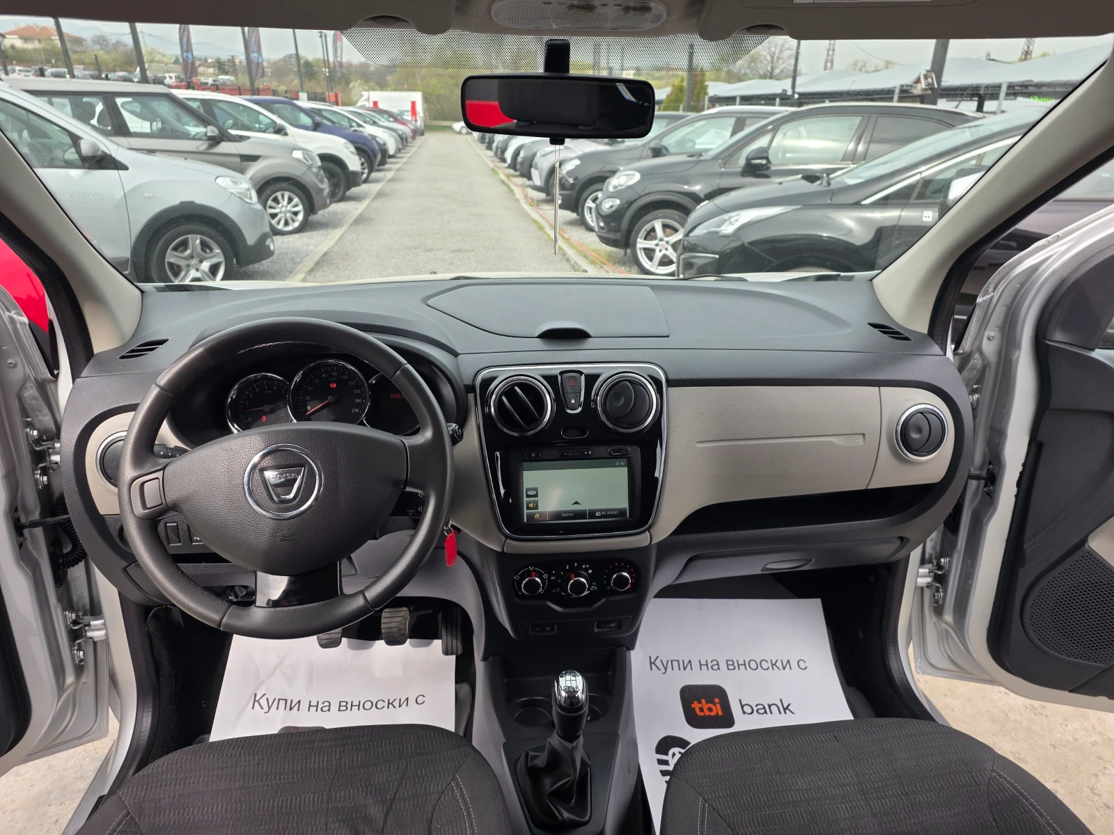 Dacia Lodgy 1.6i-82к.с EURO 5b-7места-КЛИМАТИК-ШВЕЙЦАРИЯ, снимка 10 - Автомобили и джипове - 54208251