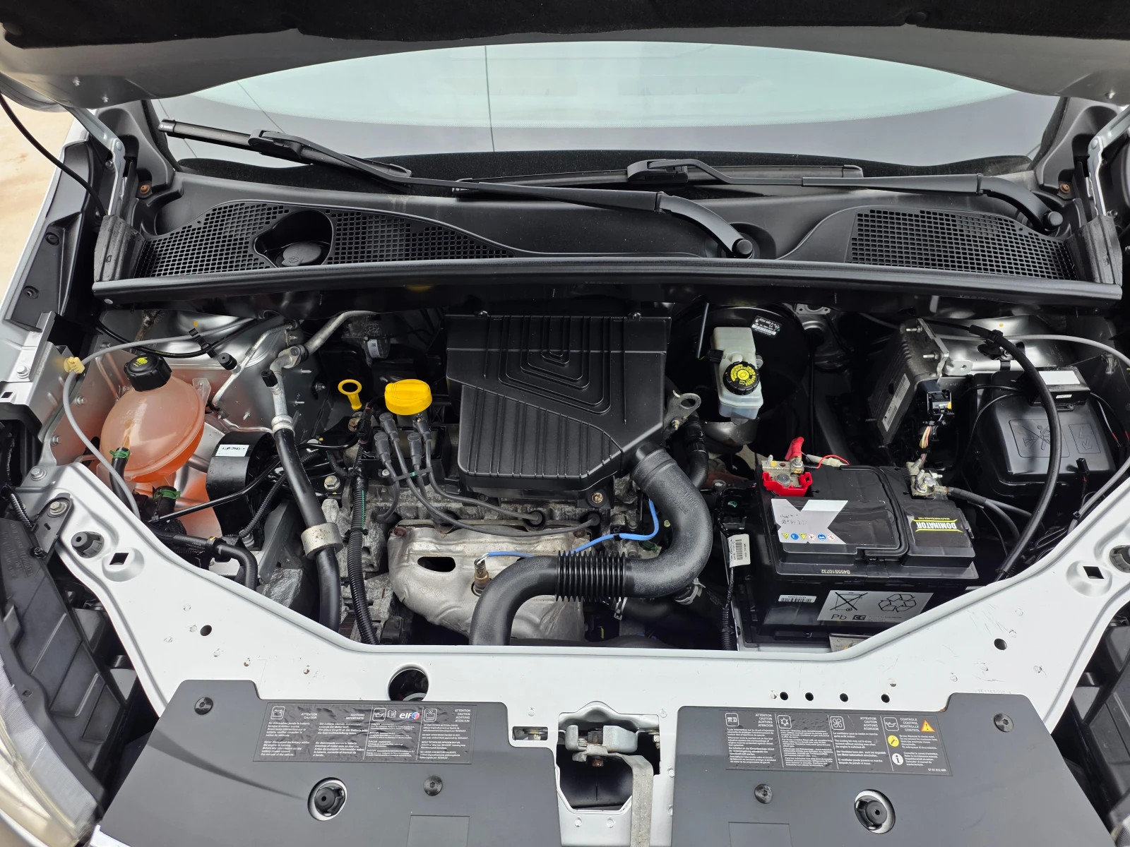 Dacia Lodgy 1.6i-82к.с EURO 5b-7места-КЛИМАТИК-ШВЕЙЦАРИЯ, снимка 14 - Автомобили и джипове - 54208251