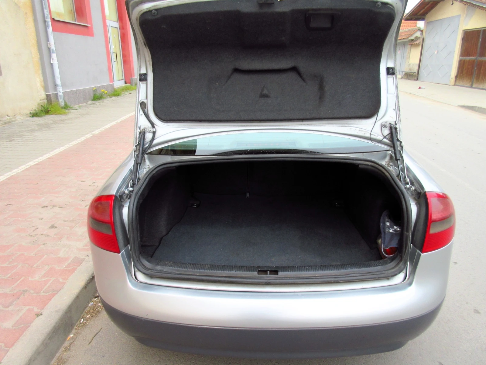 Audi A6 1.9 TDI , снимка 6 - Автомобили и джипове - 54219227