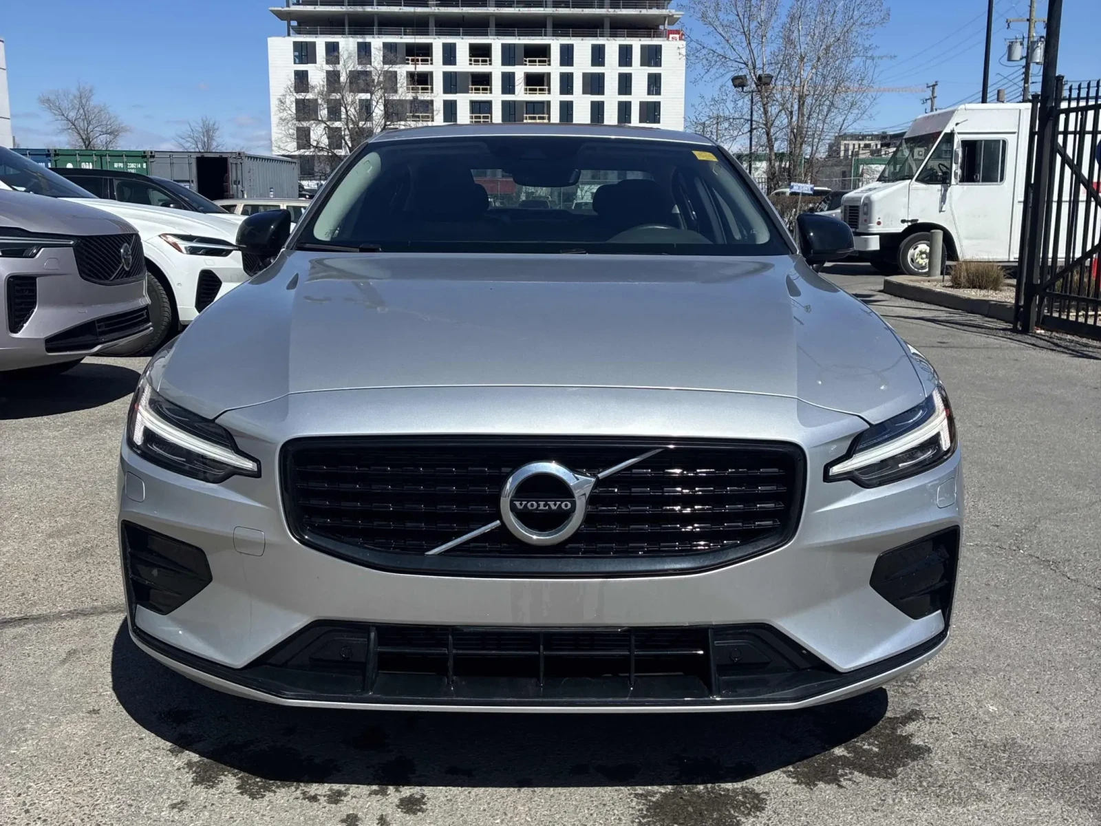 Volvo S60 B5 AWD * * CARFAX * * ��������* *  | Mobile.bg � ����������� 2