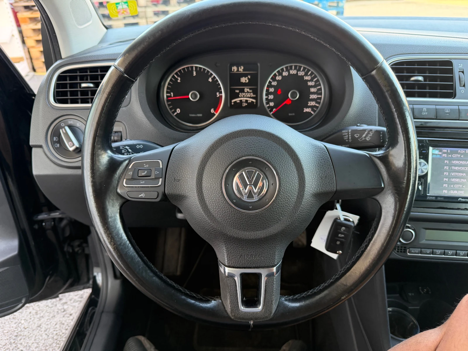 VW Polo 1.2 TDI KLIMATRONIK/EURO 5 | Mobile.bg � ����������� 12