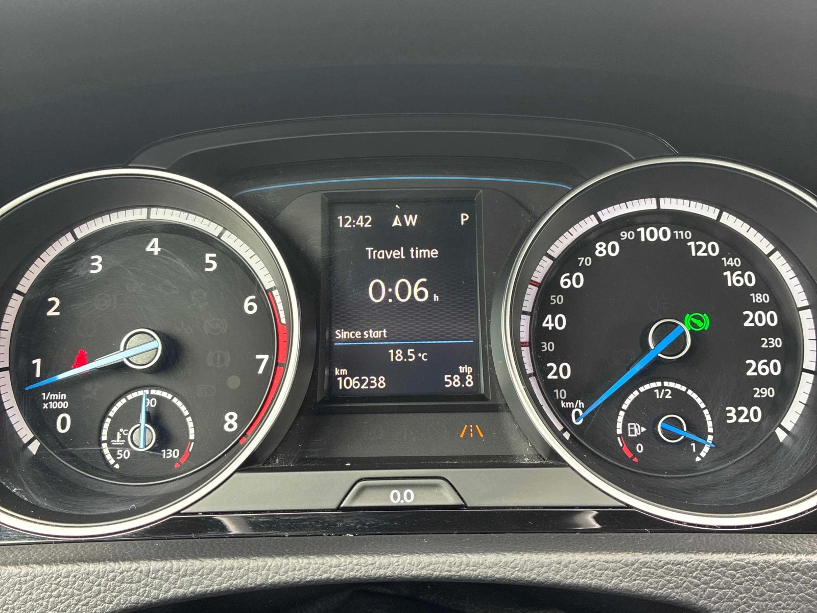 VW Golf * 5dr HB DSG * CARFAX * БЕЗ ПЪРВОНАЧАЛНА ВНОСКА, снимка 8 - Автомобили и джипове - 55884228