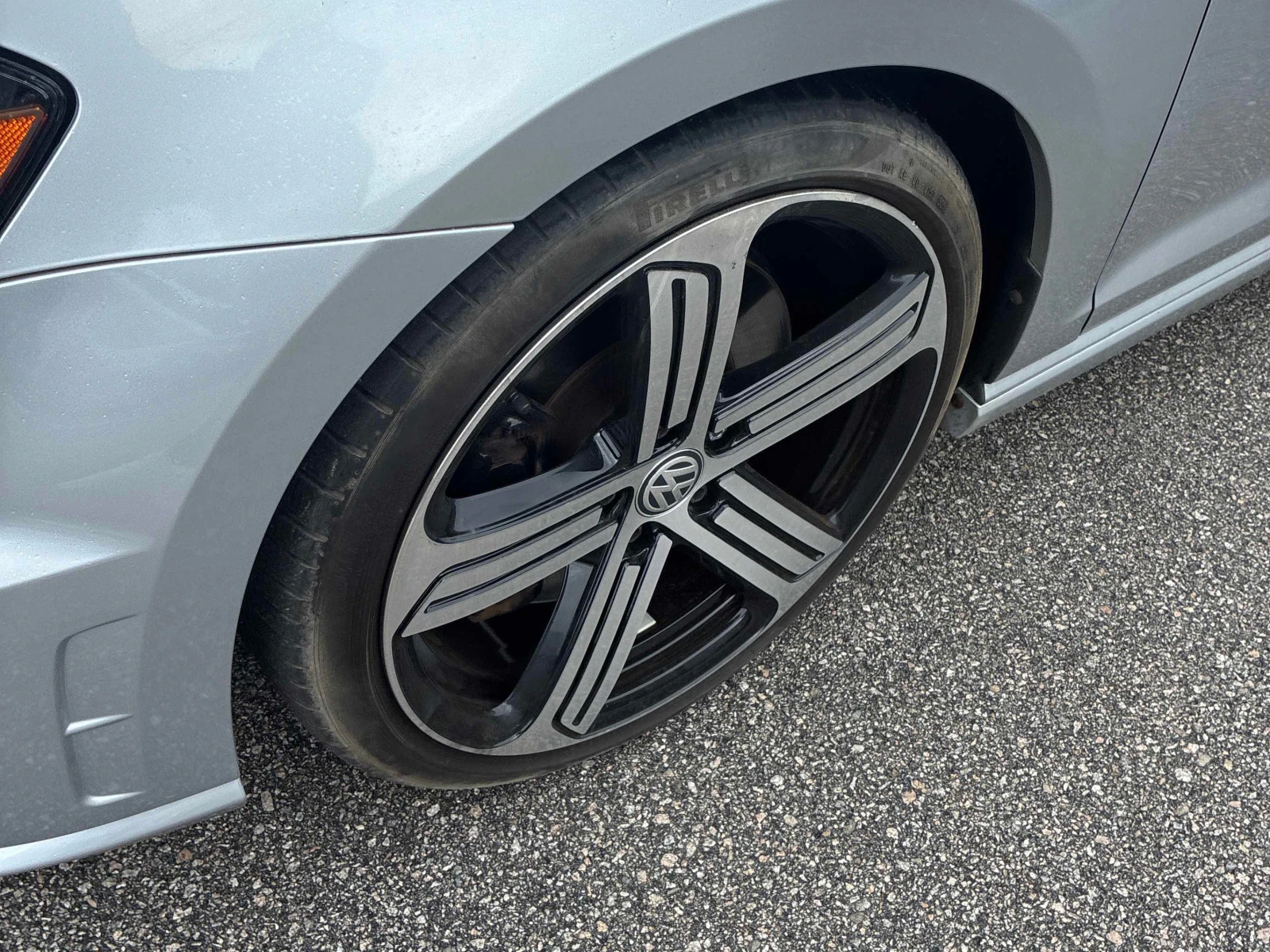 VW Golf * 5dr HB DSG * CARFAX * БЕЗ ПЪРВОНАЧАЛНА ВНОСКА, снимка 7 - Автомобили и джипове - 55884228