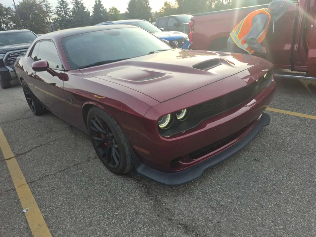 Dodge Challenger * SRT HELLCAT * ПОДГРЕВ * ОБДУХВАНЕ * , снимка 2 - Автомобили и джипове - 56327464
