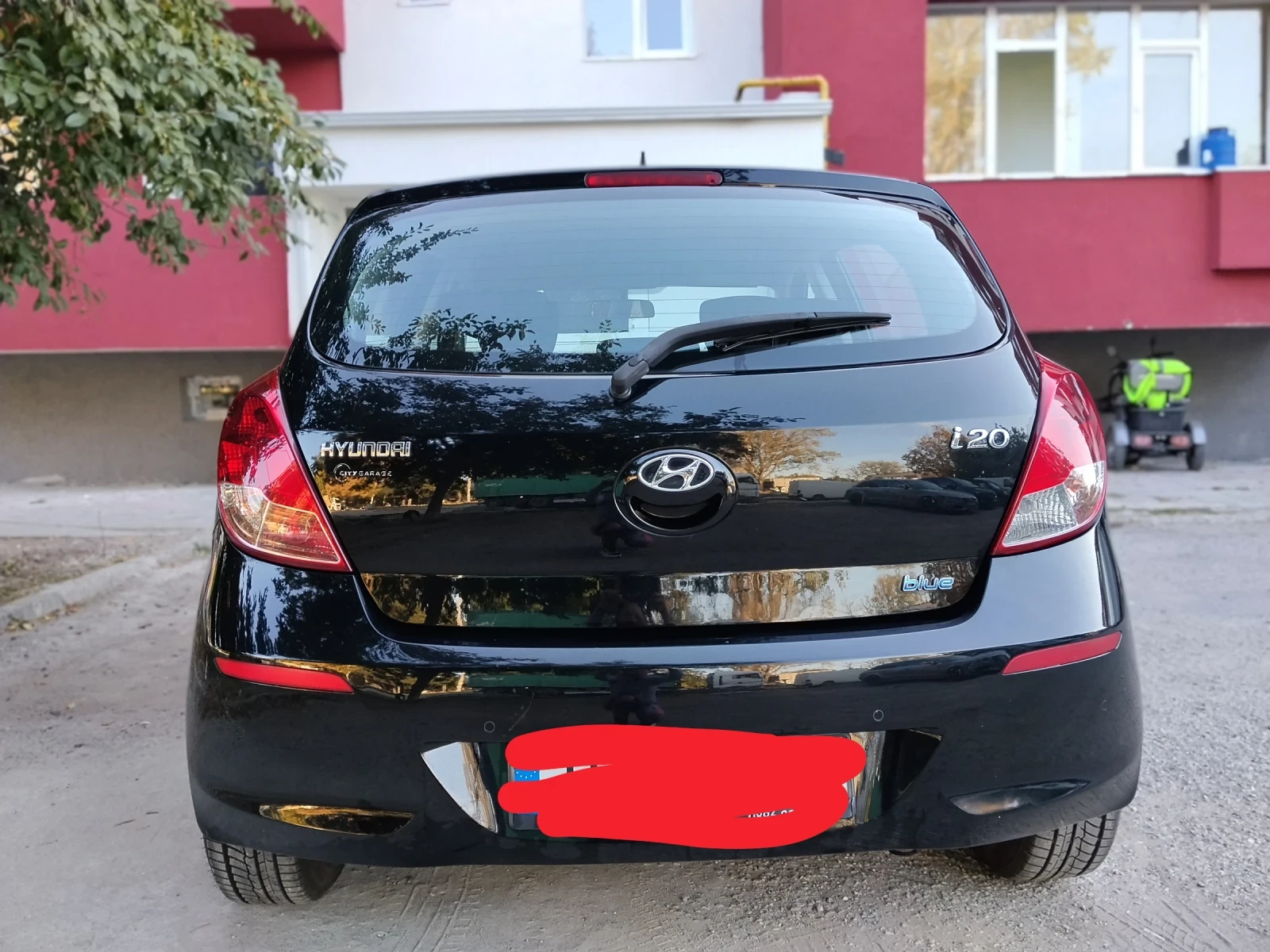 Hyundai I20 Hyundai i20 Blue Drive 1, 4; 101 �.�; 6 �������� | Mobile.bg � ����������� 2