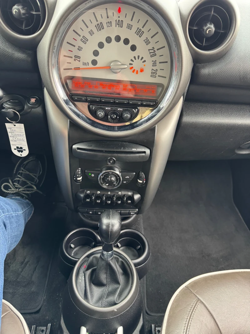 Mini Countryman КОЖА* ALL4* 170500km* 2.0d 112hp* 11.2011г* euro5b, снимка 3 - Автомобили и джипове - 49754204