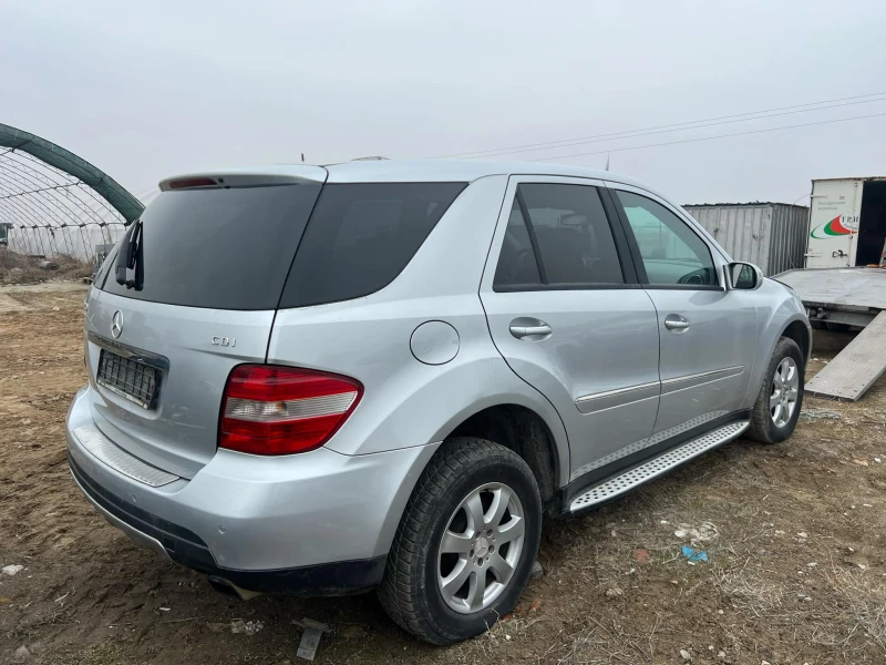 Mercedes-Benz ML 320 CDI OM642, снимка 4 - Автомобили и джипове - 52189343