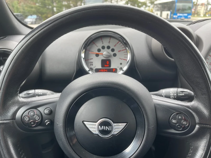 Mini Countryman 2.0d   112 PS  Автоматик  ТОП!!!, снимка 8 - Автомобили и джипове - 52303480