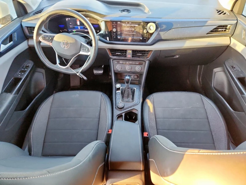 VW Taos SE 4MOTION, снимка 8 - Автомобили и джипове - 53278136