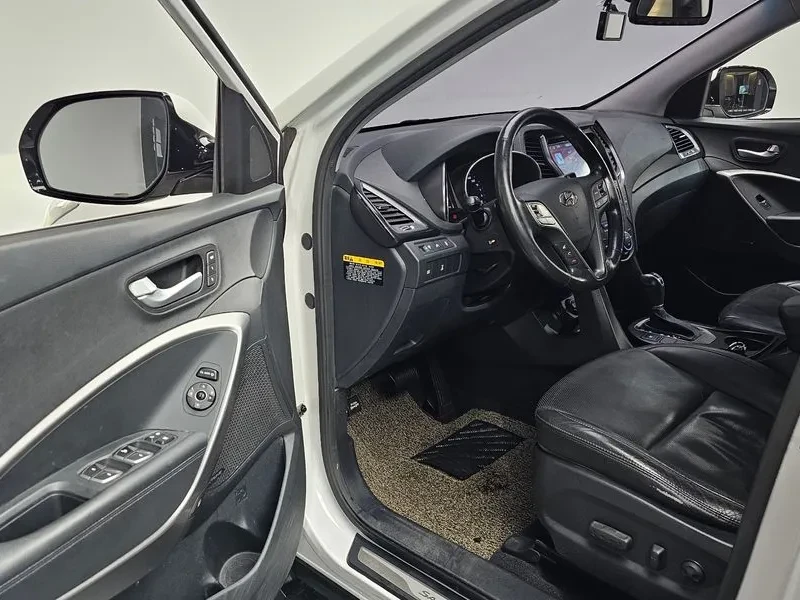 Hyundai Santa fe, снимка 11 - Автомобили и джипове - 52751172