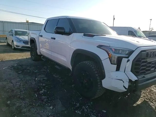 Toyota Tundra 3.4l Crewmax Limited, снимка 13 - Автомобили и джипове - 54441375