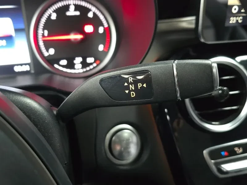 Mercedes-Benz GLC 220 D 4MATIC COUPE, снимка 8 - Автомобили и джипове - 54864822