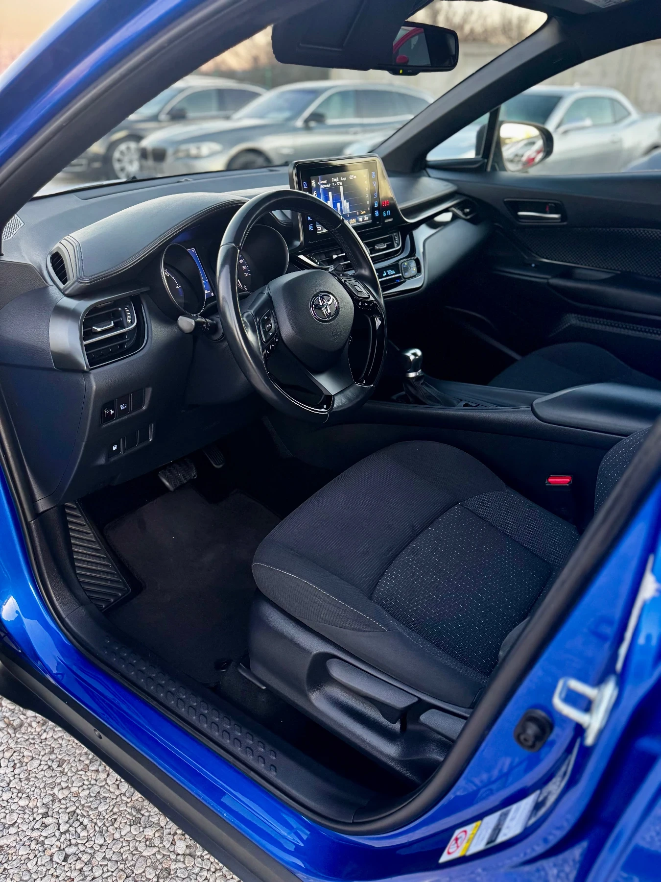 Toyota C-HR 1.8 Hybride 122 - изображение 10