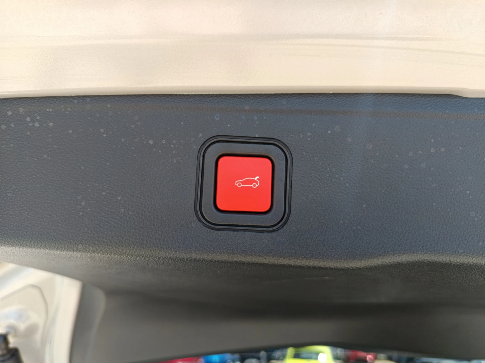 Jeep Avenger 1.2 e-Hybrid  | Mobile.bg   16