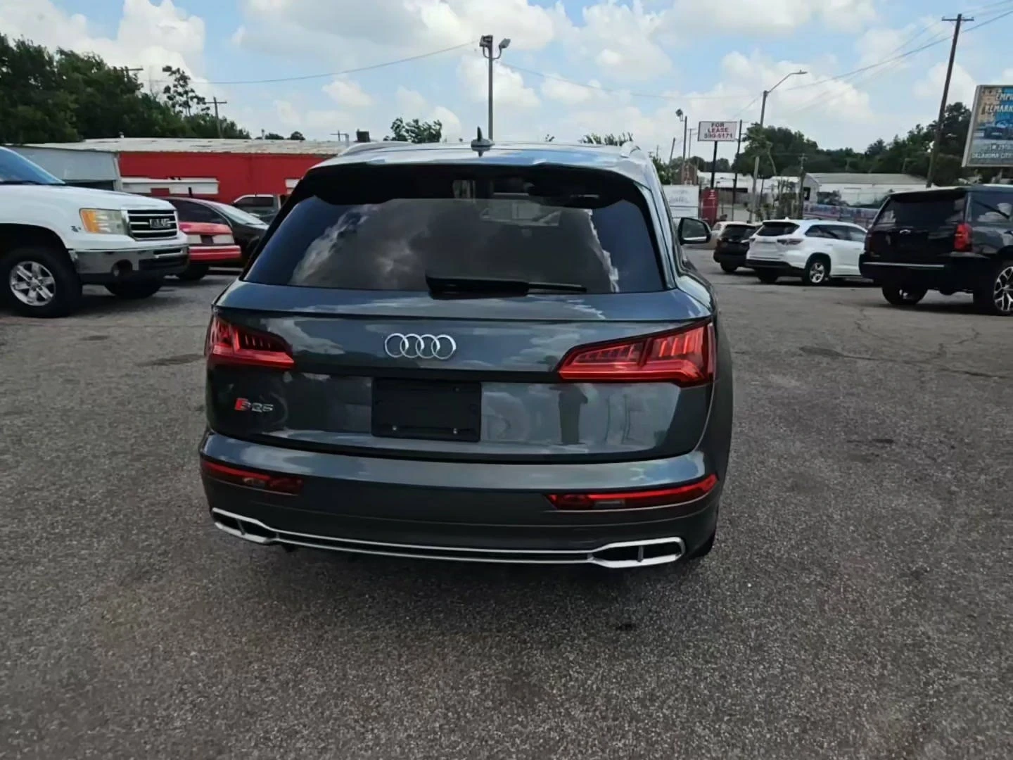 Audi SQ5 MATRIX* DIGITAL* B&O* KEYLESS* PANO* 1ВИ СОБСТВЕНИ - изображение 2