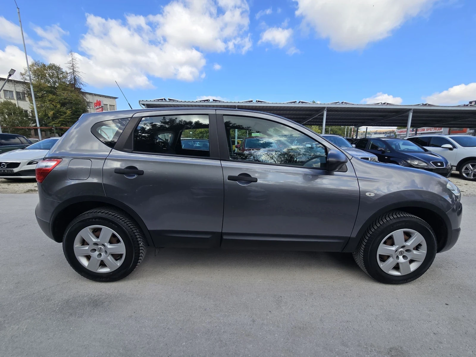Nissan Qashqai 1.5dci 110к.с Топ състояние  - изображение 8