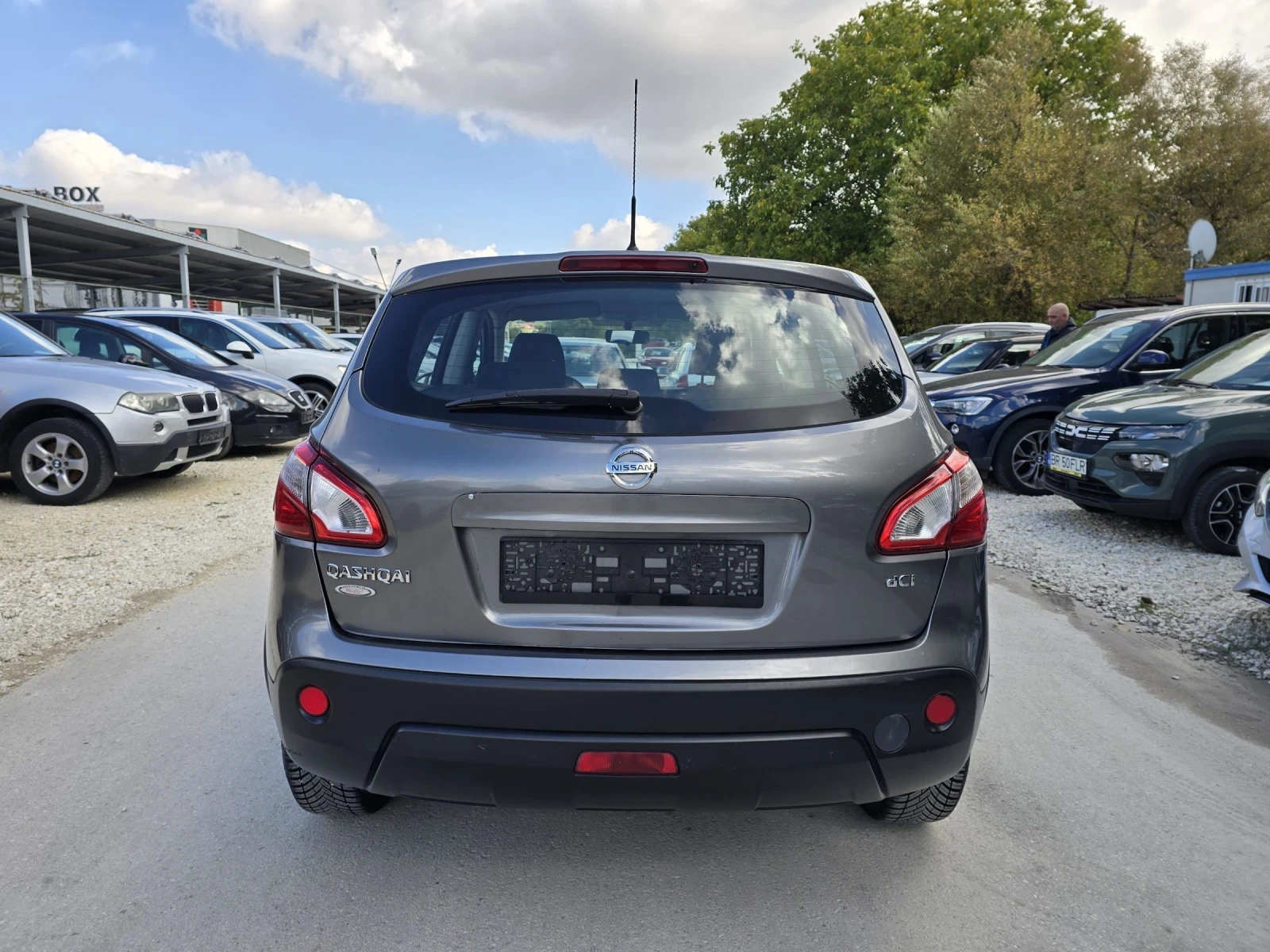 Nissan Qashqai 1.5dci 110к.с Топ състояние  - изображение 6