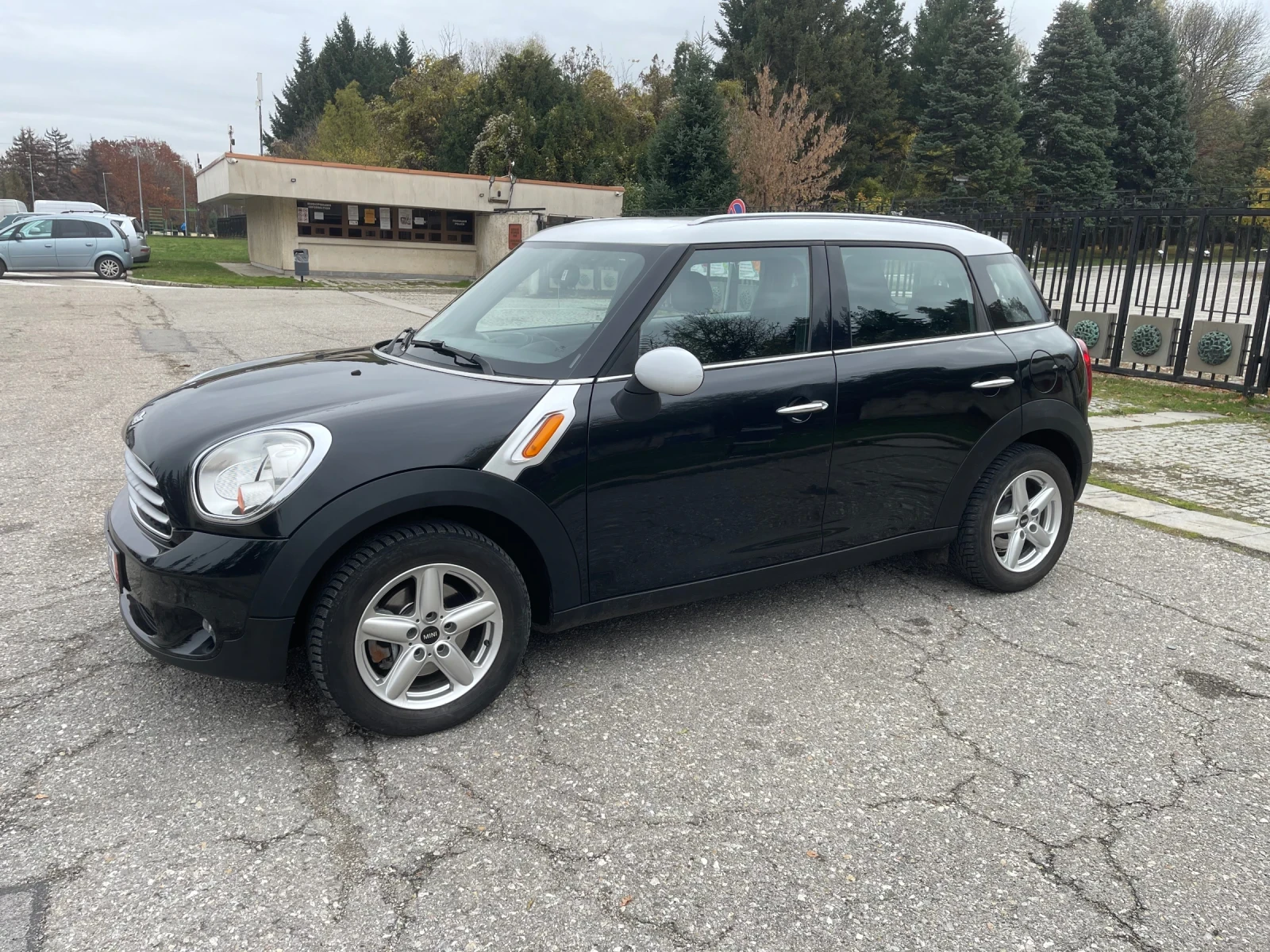 Mini Countryman 2.0d   112 PS  Автоматик  ТОП!!! - изображение 2